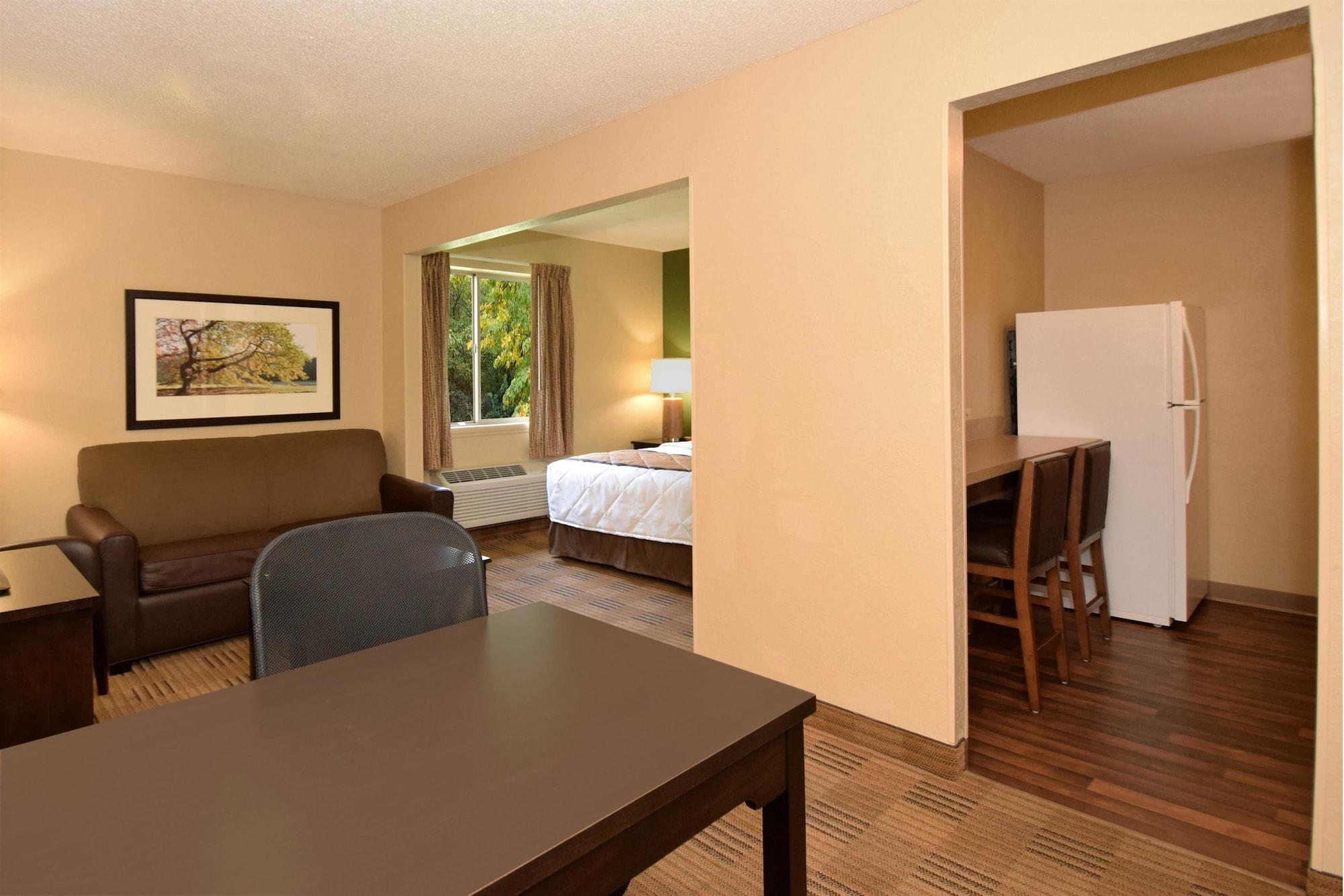 Extended Stay America Suites - Omaha - West Екстериор снимка