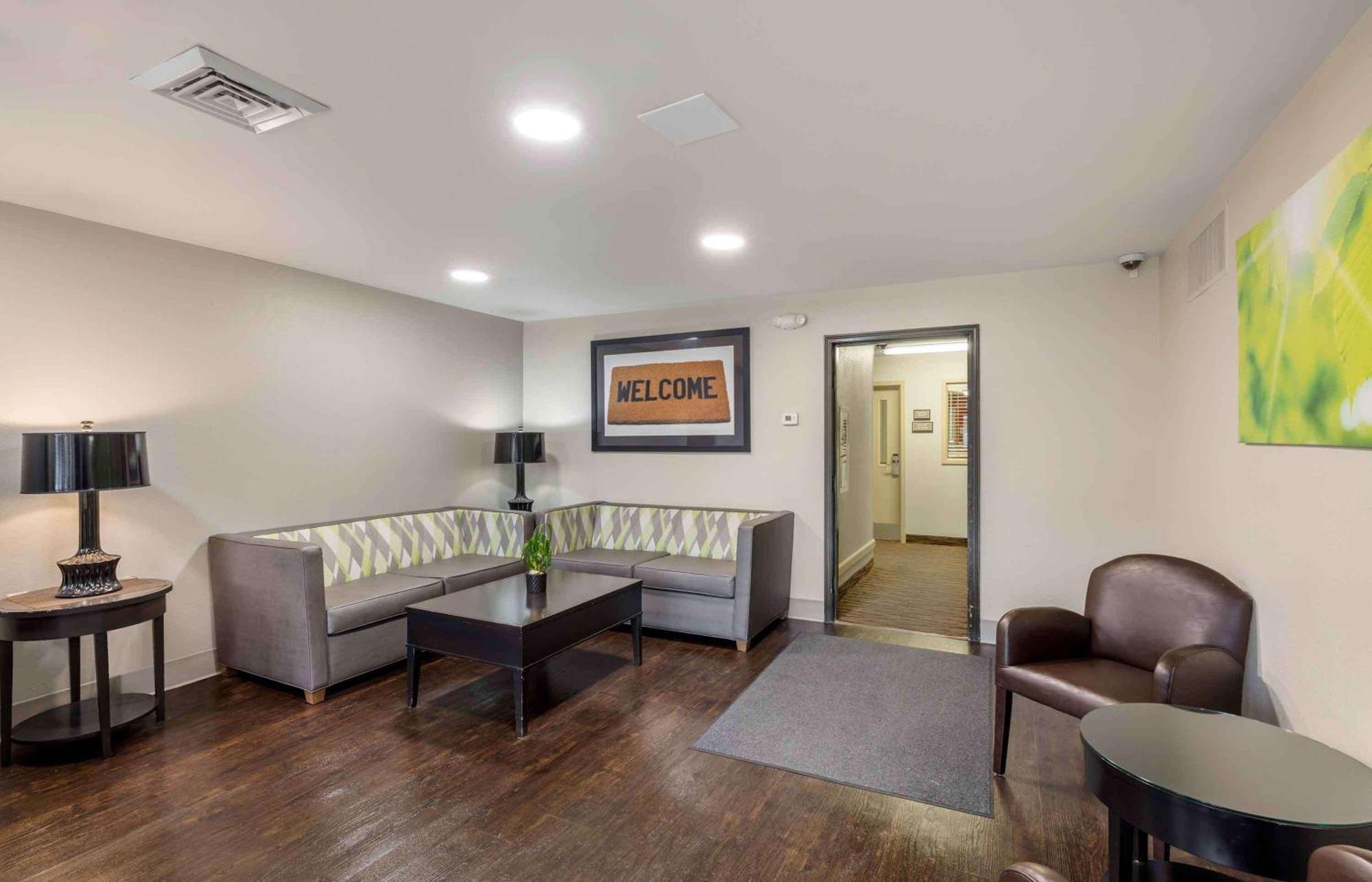 Extended Stay America Suites - Omaha - West Екстериор снимка