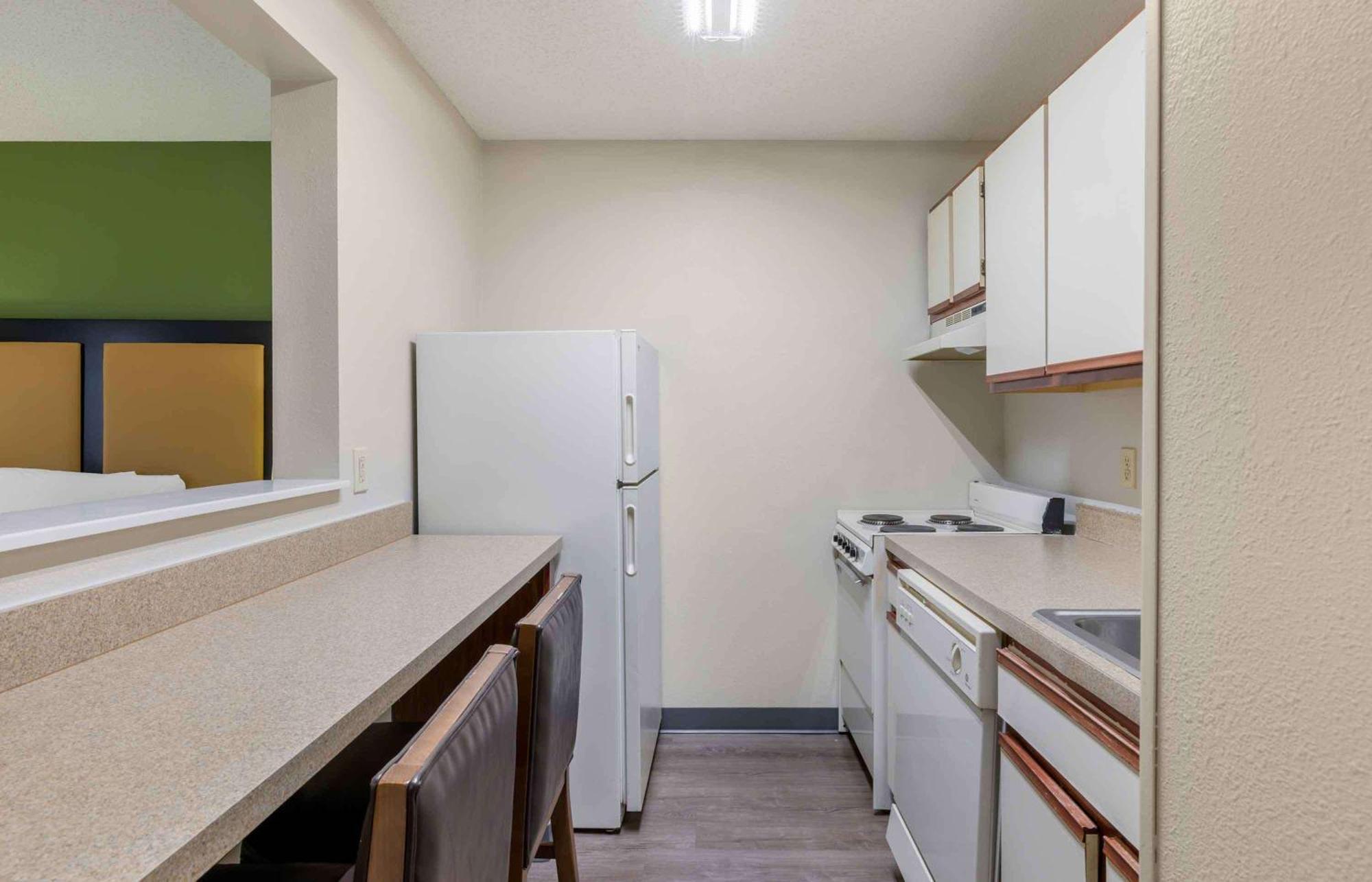 Extended Stay America Suites - Omaha - West Екстериор снимка