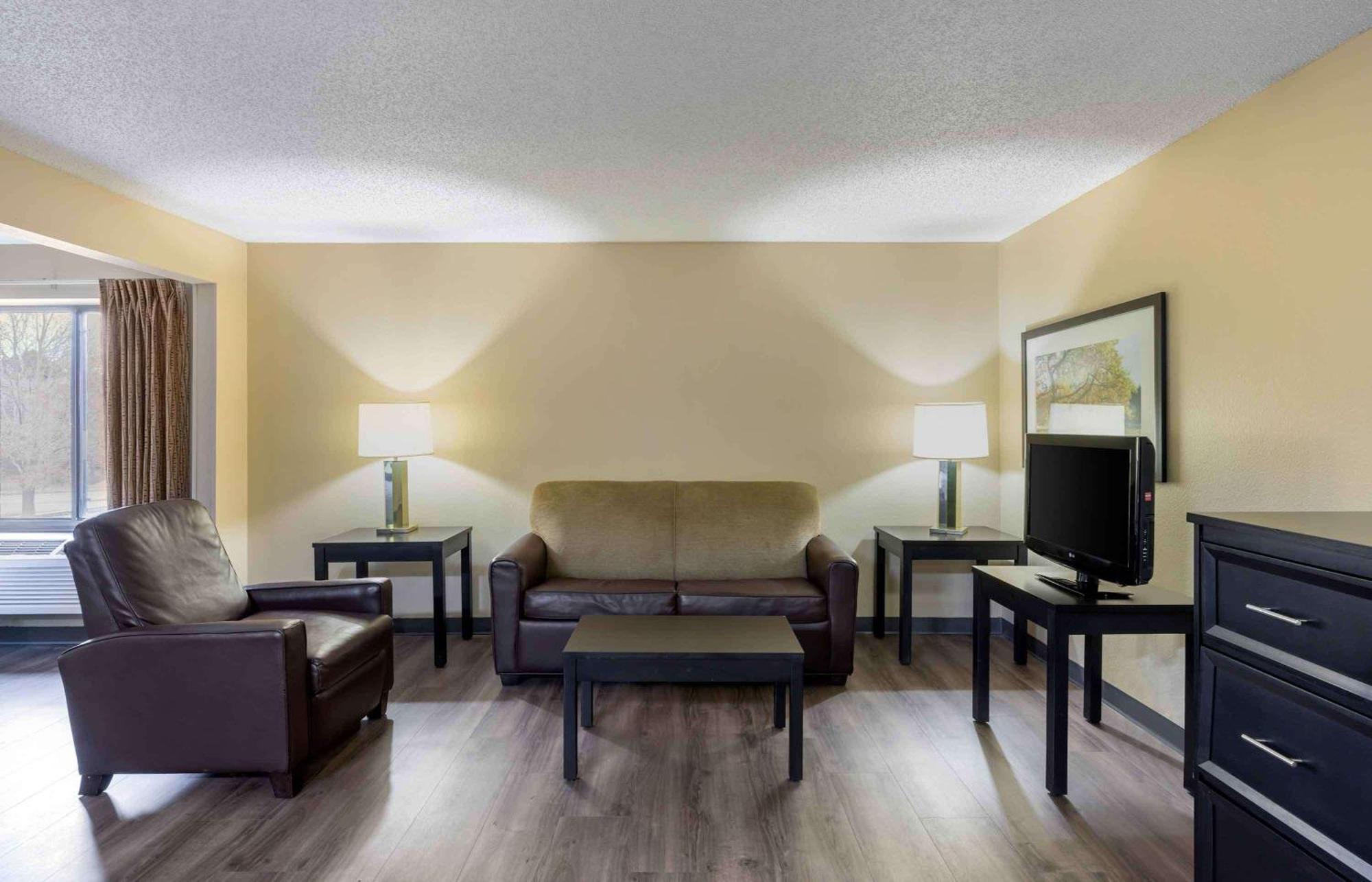 Extended Stay America Suites - Omaha - West Екстериор снимка