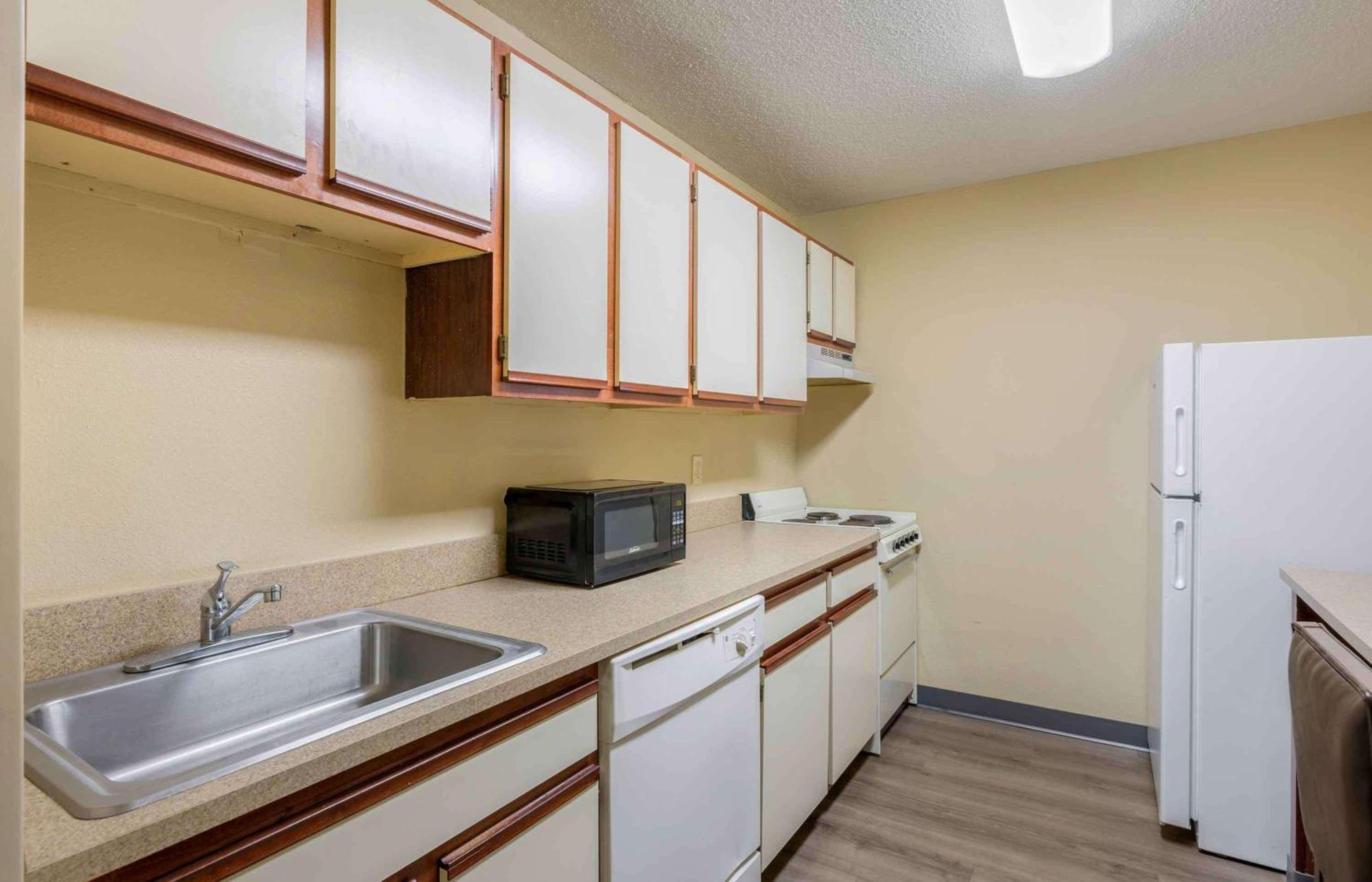 Extended Stay America Suites - Omaha - West Екстериор снимка