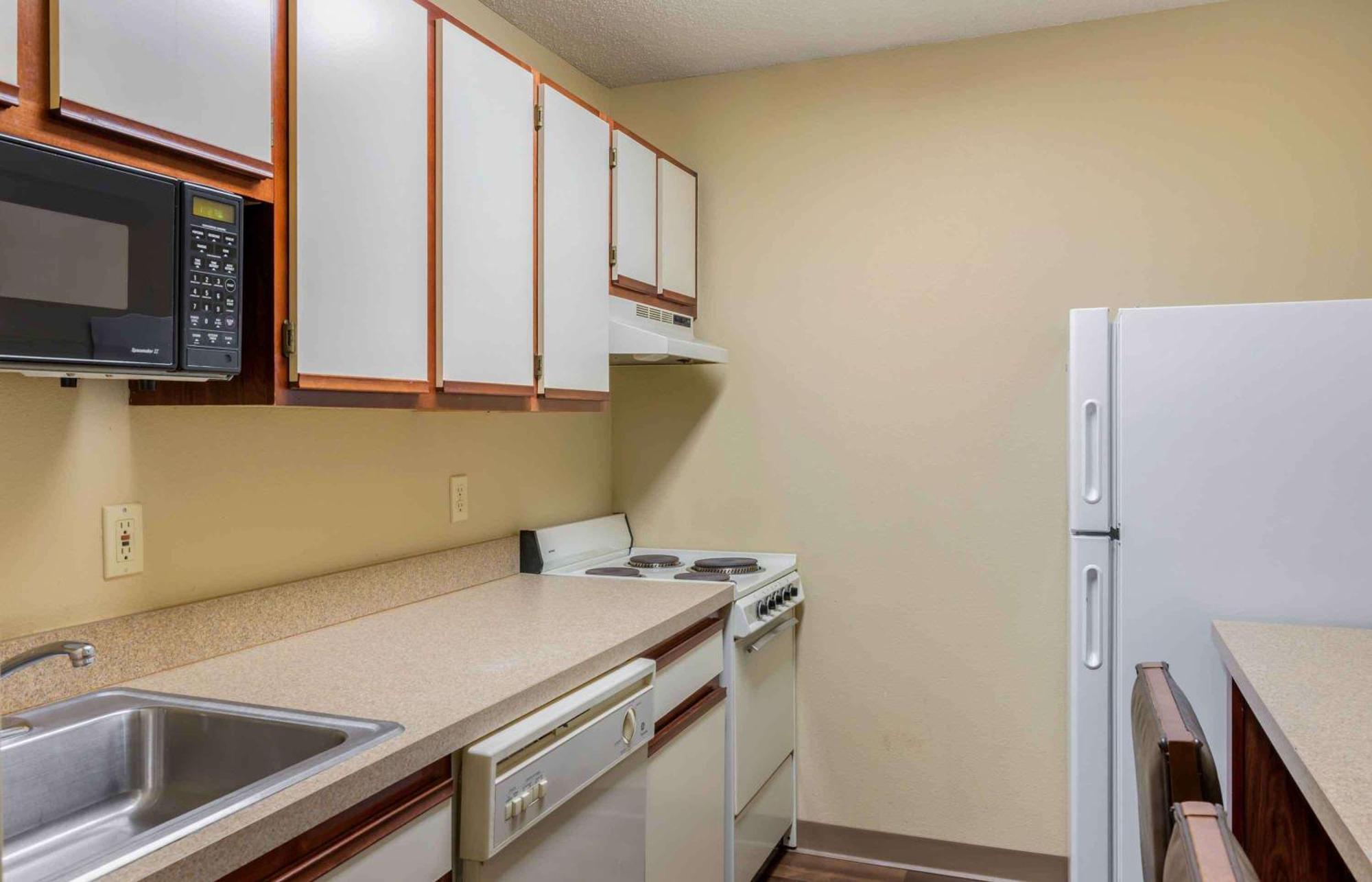 Extended Stay America Suites - Omaha - West Екстериор снимка