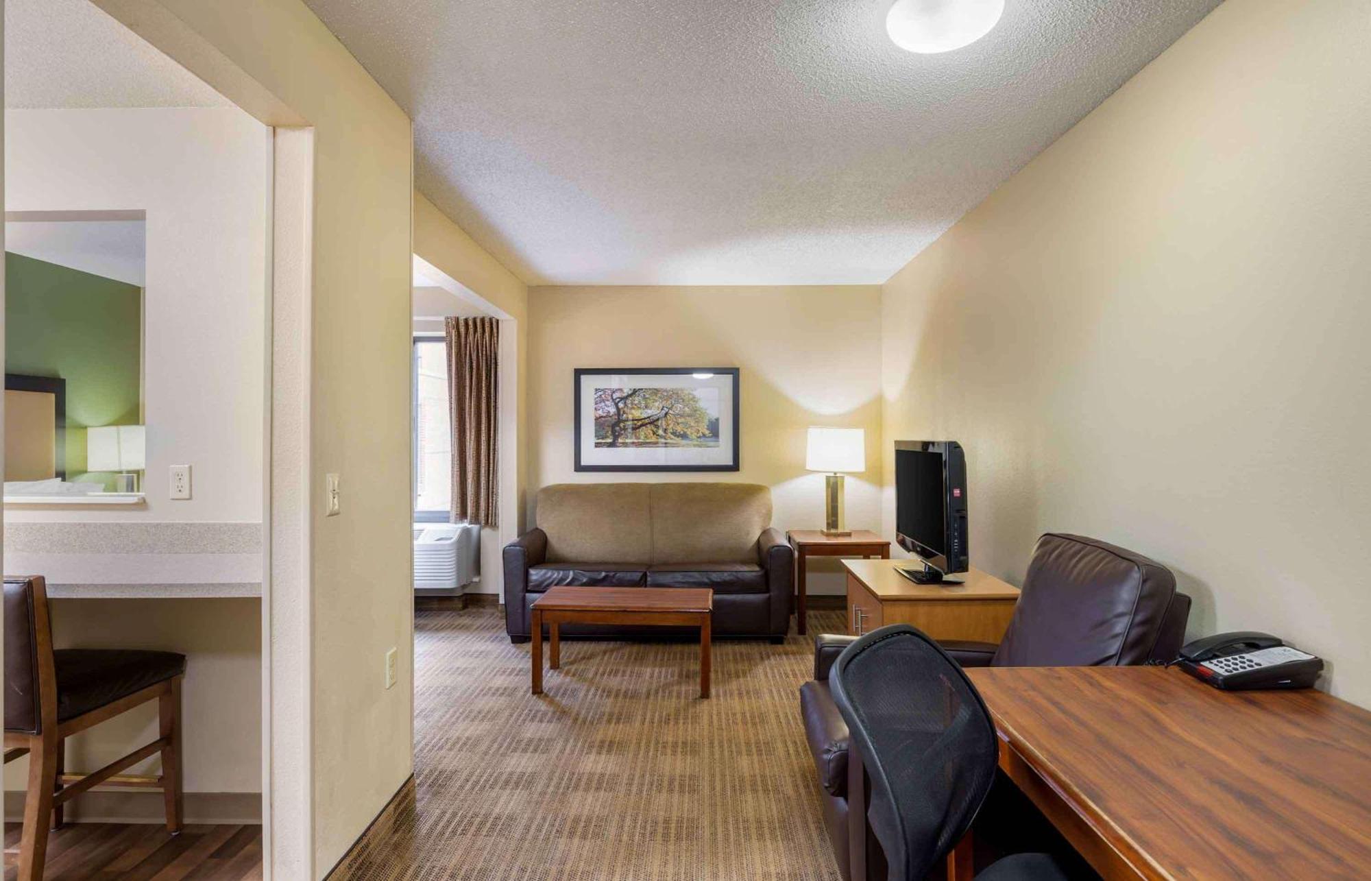 Extended Stay America Suites - Omaha - West Екстериор снимка