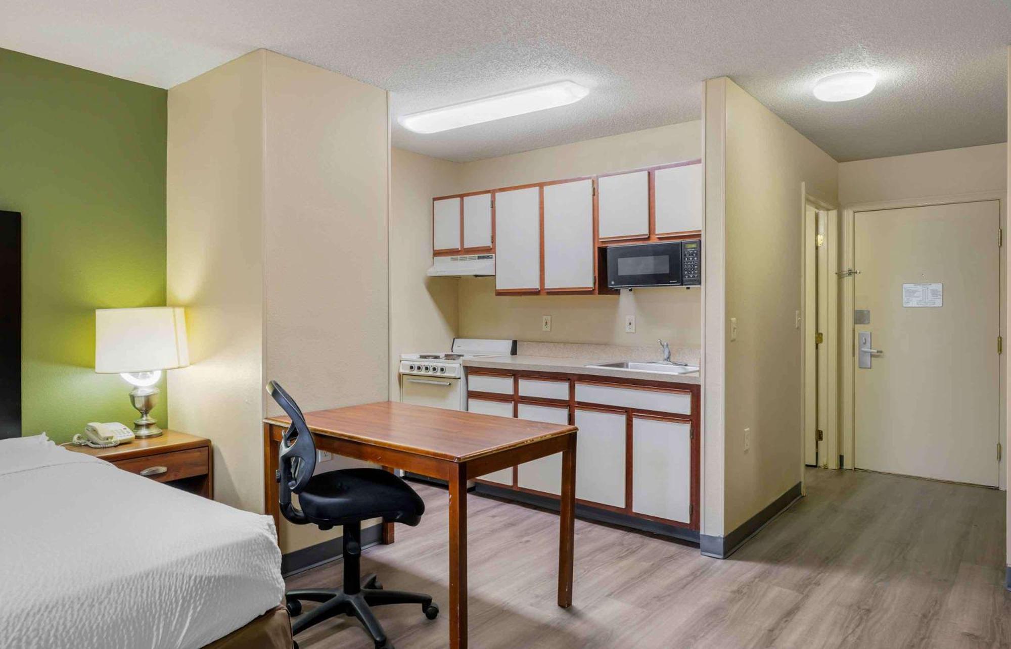 Extended Stay America Suites - Omaha - West Екстериор снимка