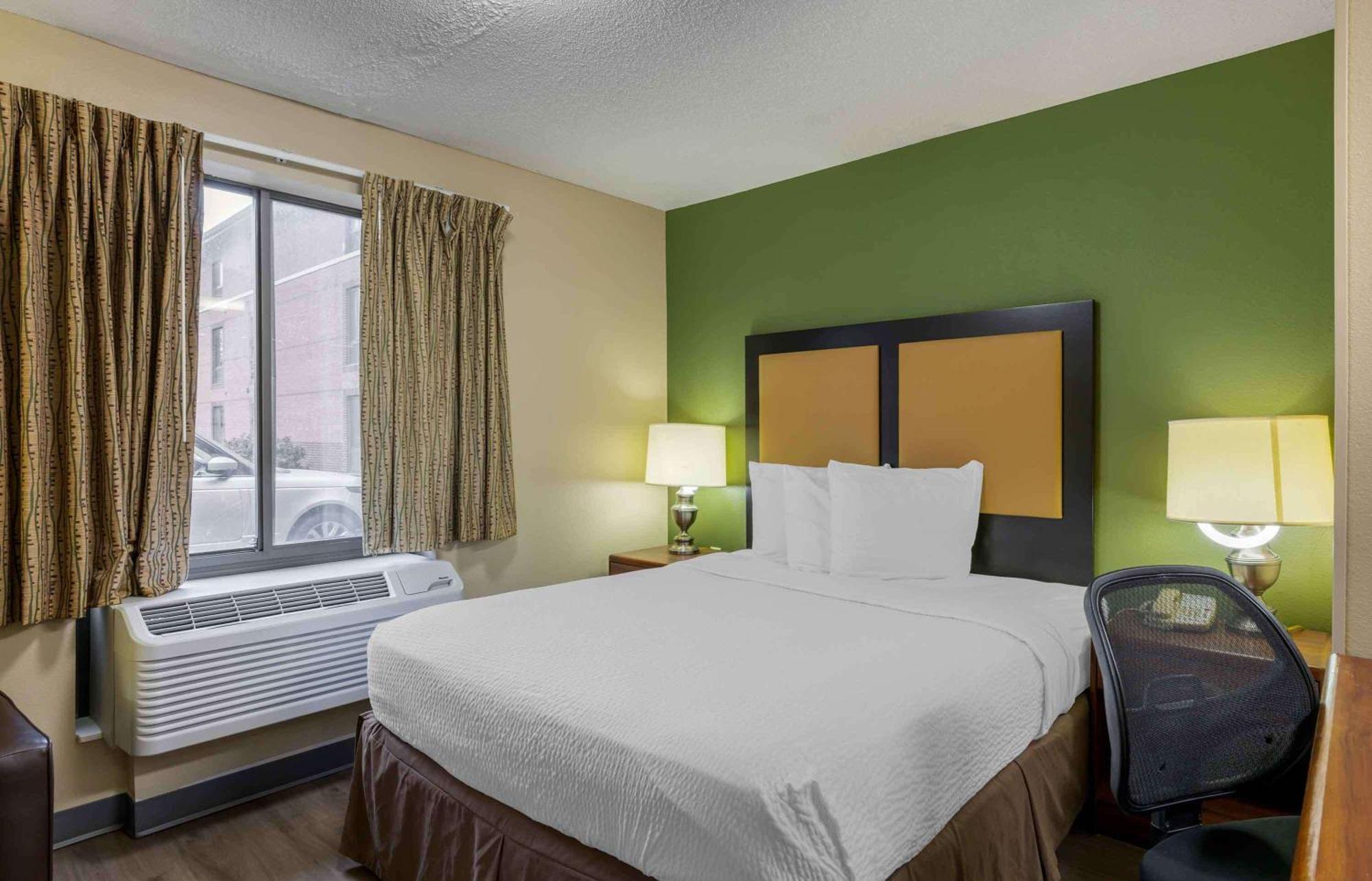 Extended Stay America Suites - Omaha - West Екстериор снимка